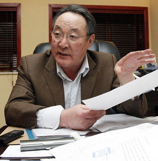 Ж.Солонго: Би “Түүхийн хүрд”-ийн нэг ч ангийг таслаагүй, бас газраа худалдаагүй